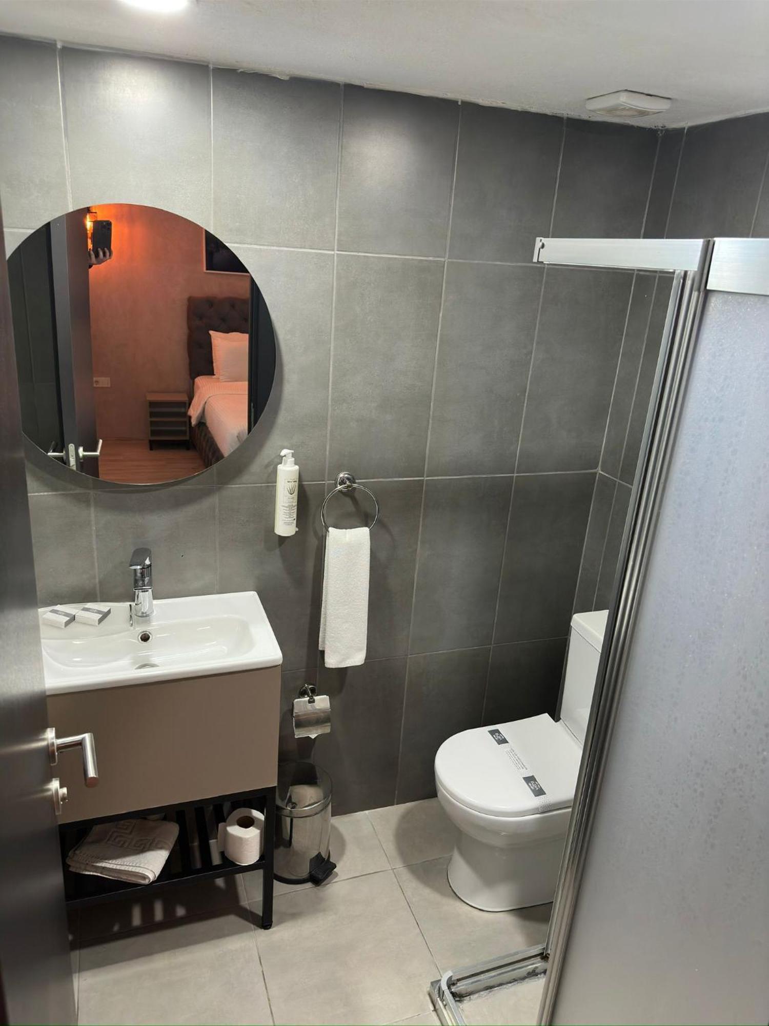 Monezza Hotel Maltepe Istanbul Exteriör bild