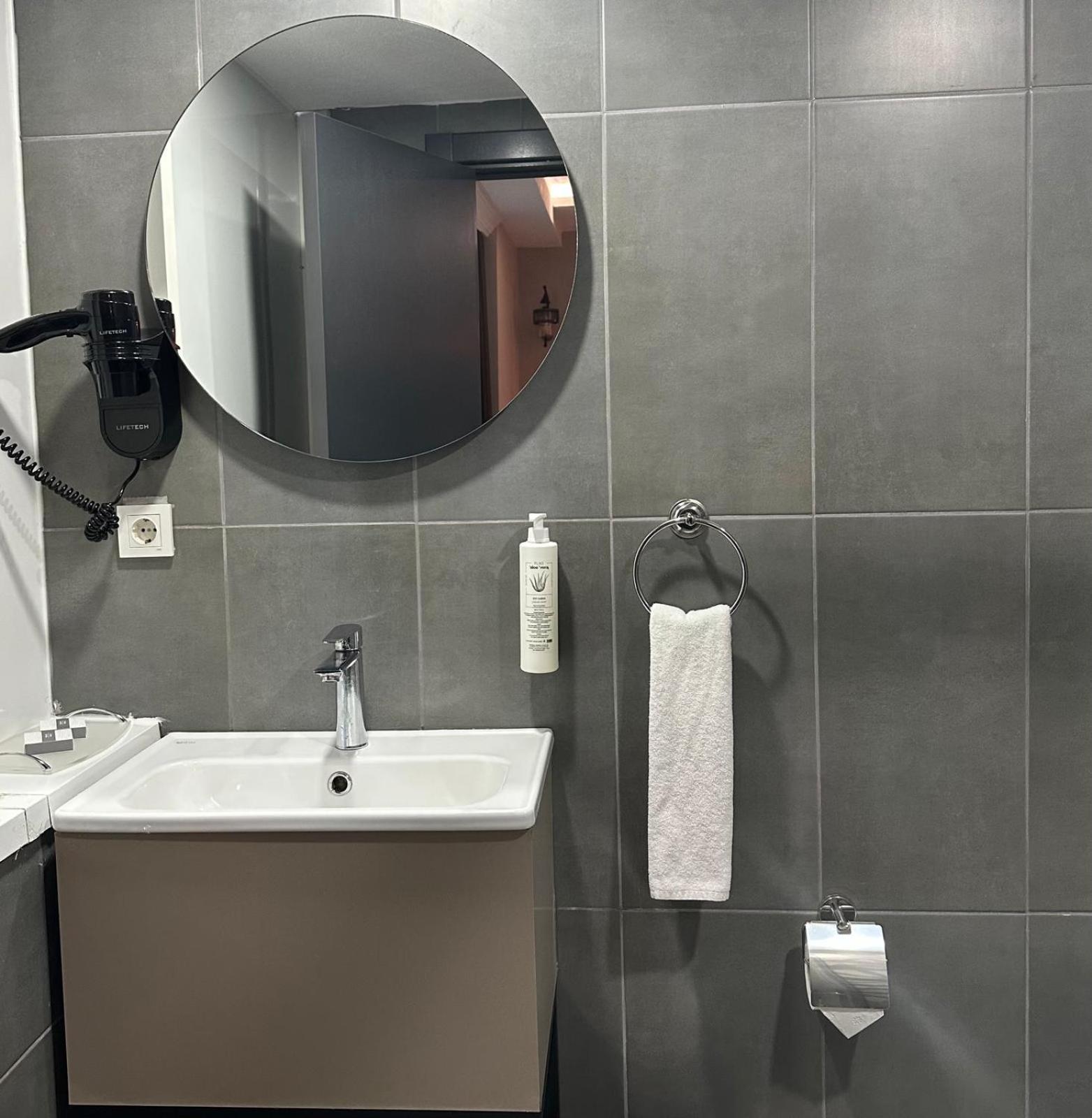 Monezza Hotel Maltepe Istanbul Exteriör bild